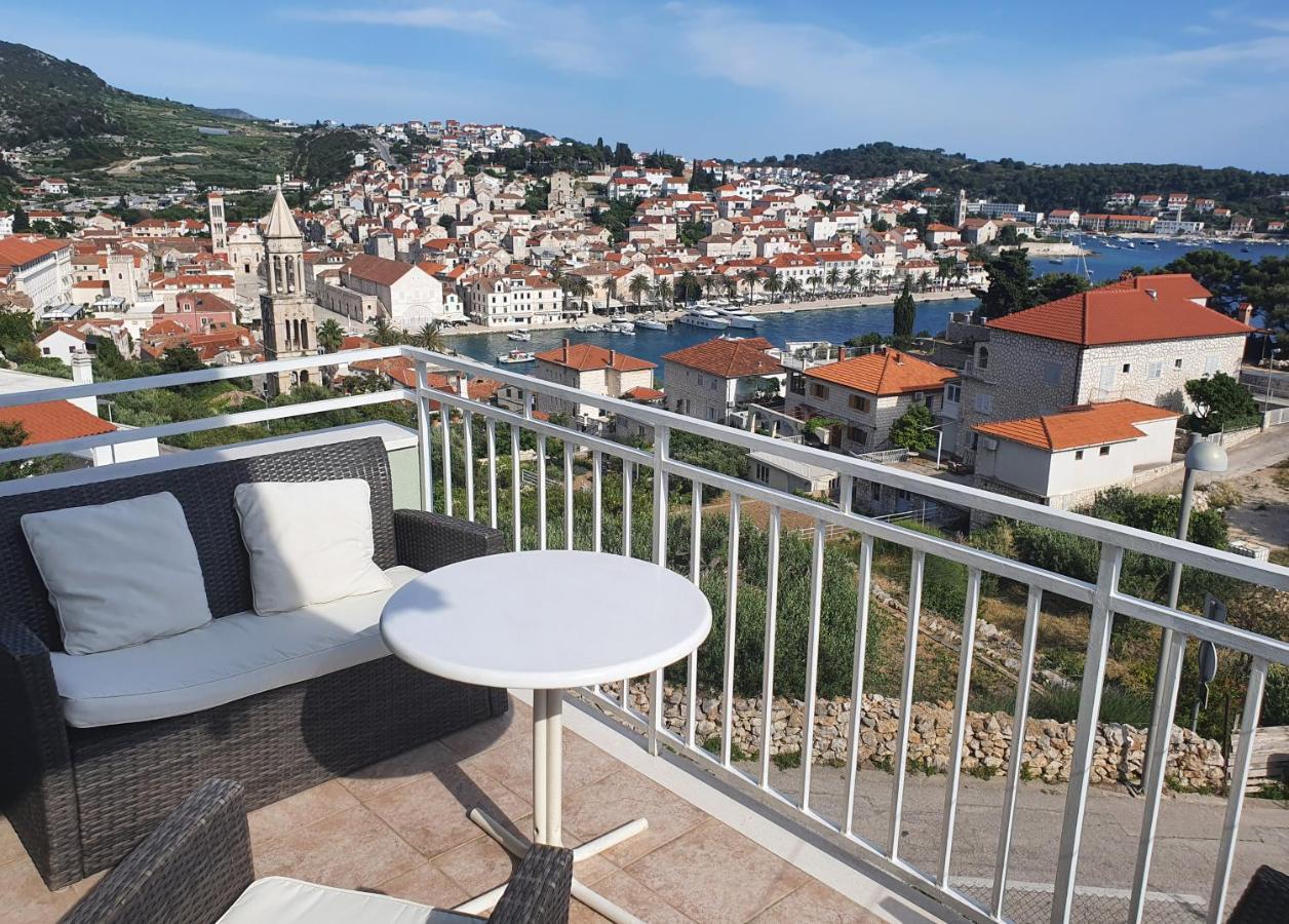 Apartments Frane Hvar Town Luaran gambar