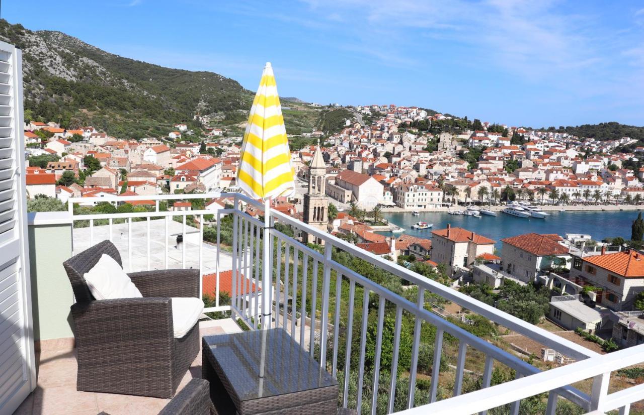 Apartments Frane Hvar Town Luaran gambar