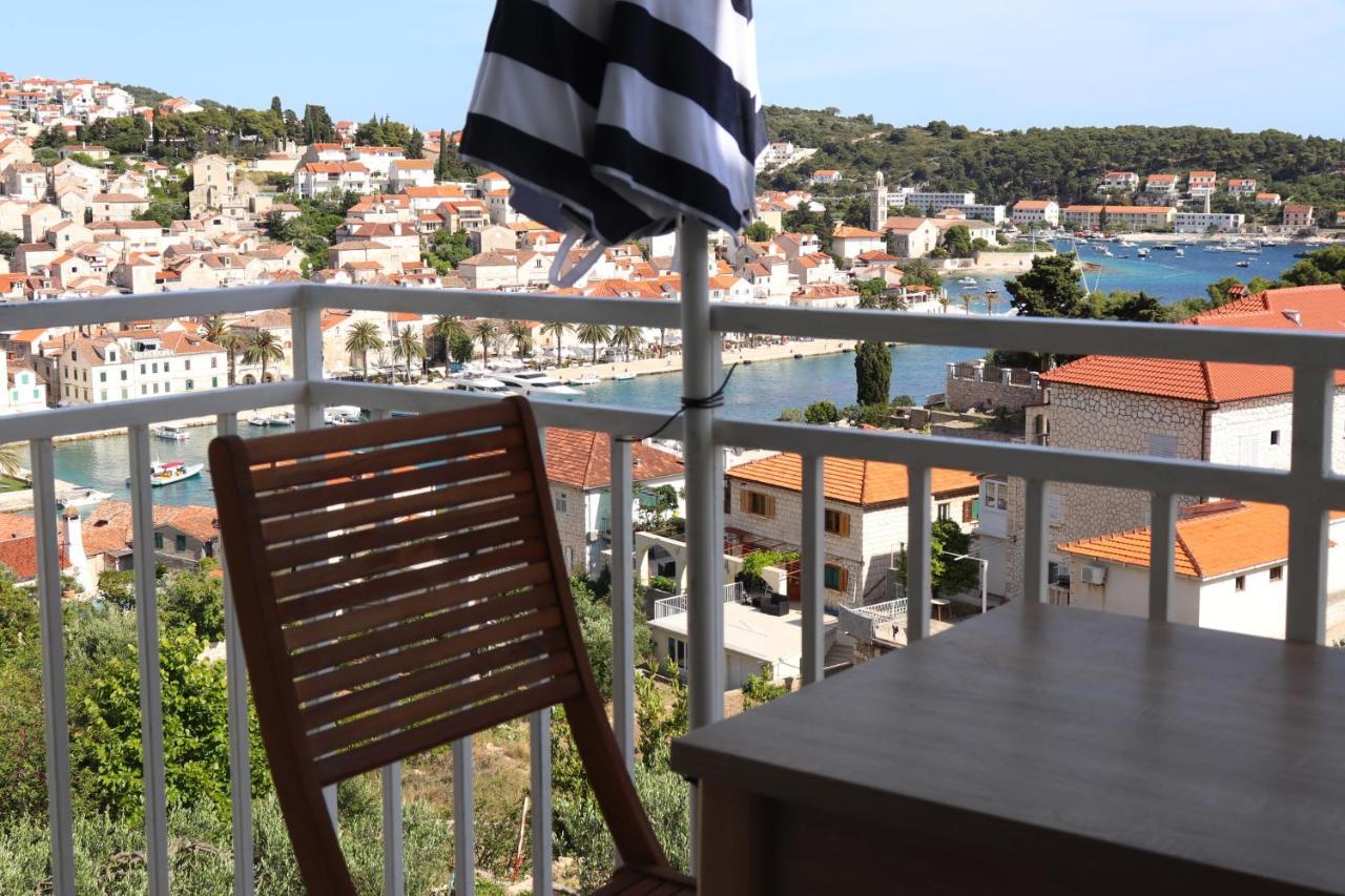 Apartments Frane Hvar Town Luaran gambar