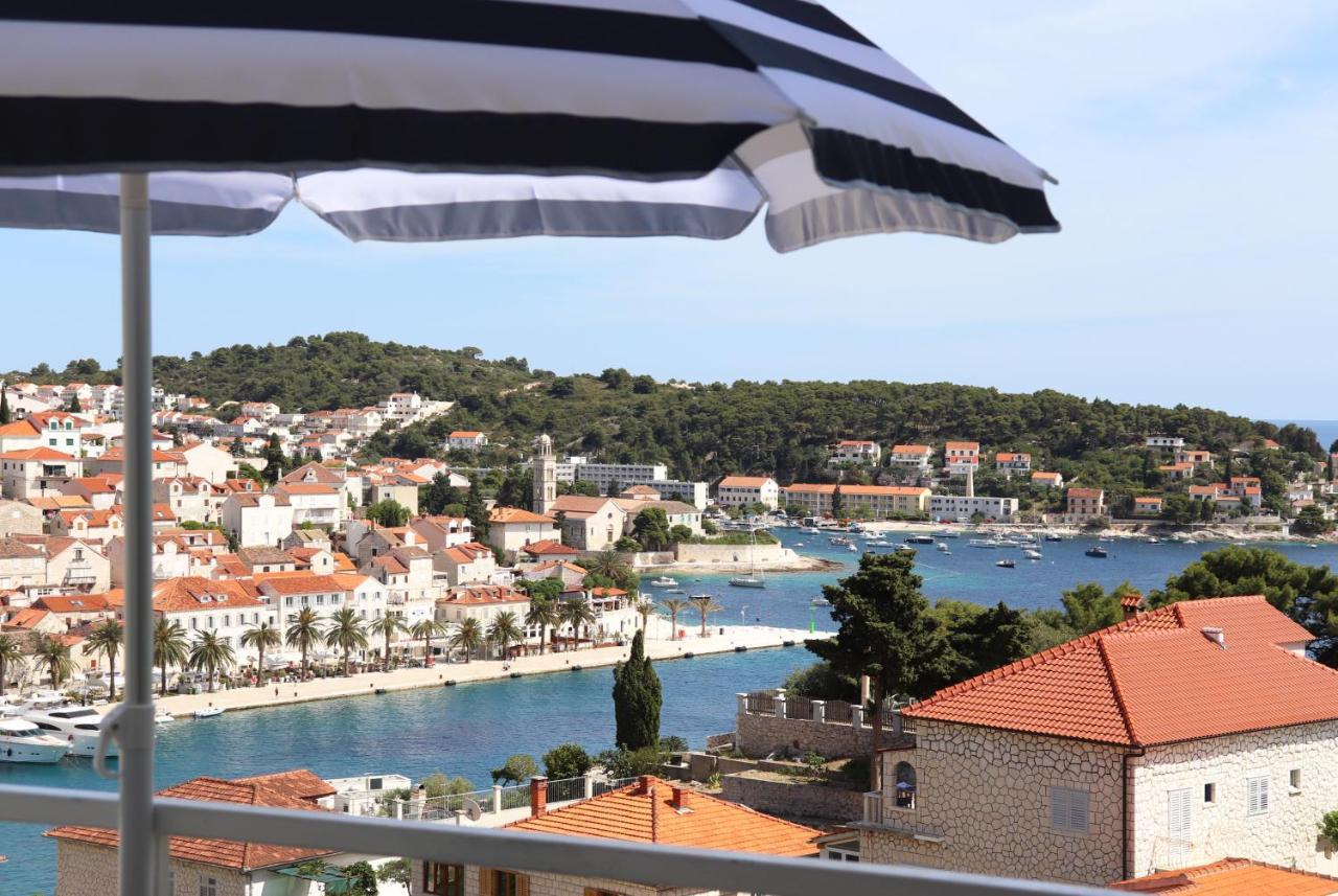 Apartments Frane Hvar Town Luaran gambar