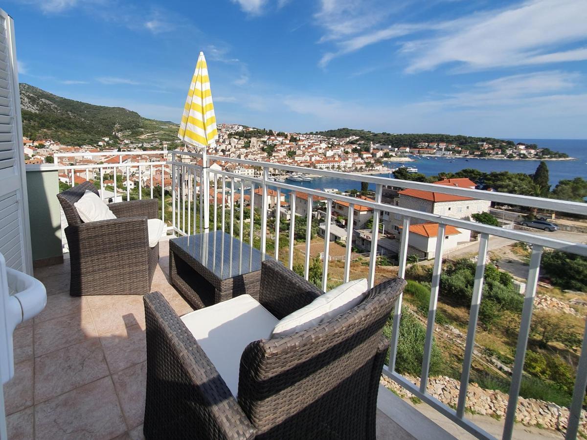 Apartments Frane Hvar Town Luaran gambar